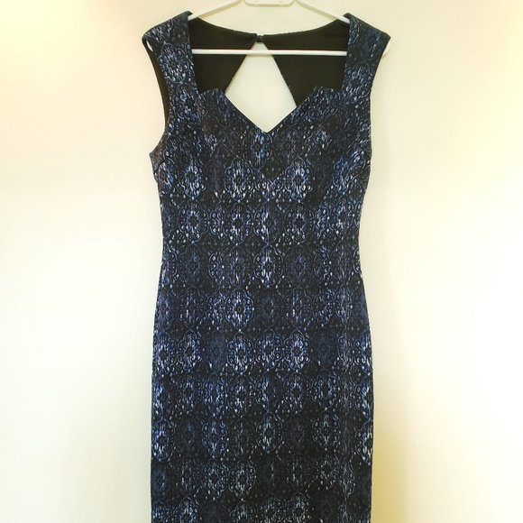 Sleeveless Midnight Blue Dress - Picture 1 of 3